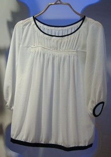 老店新開，品質傳承 專柜正品O LY、V Moda、歐力羽絨服批發零售