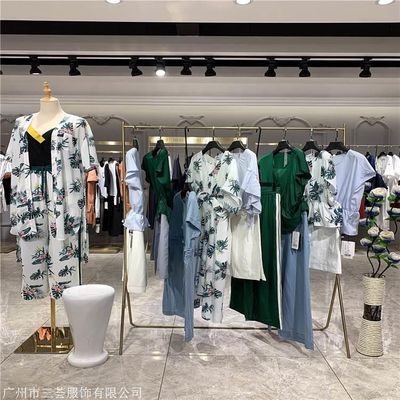 亮點國際品牌折扣店及秋熠品牌女裝批發(fā)指南